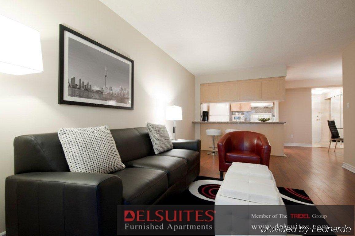 Toronto Luxury Accommodations - Qwest Exterior photo